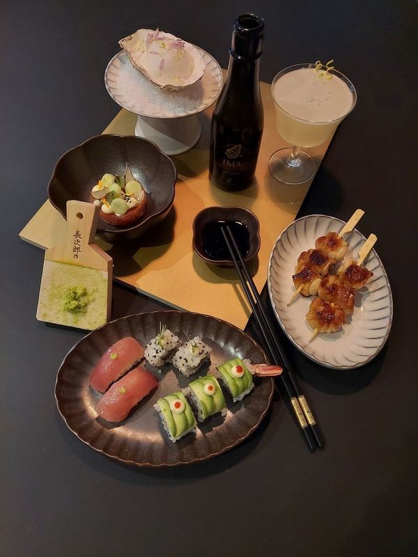 Japanische Speisen in 5 Gängen